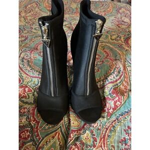Guess‎ Open Toed Boots Heels Size 9 Women's